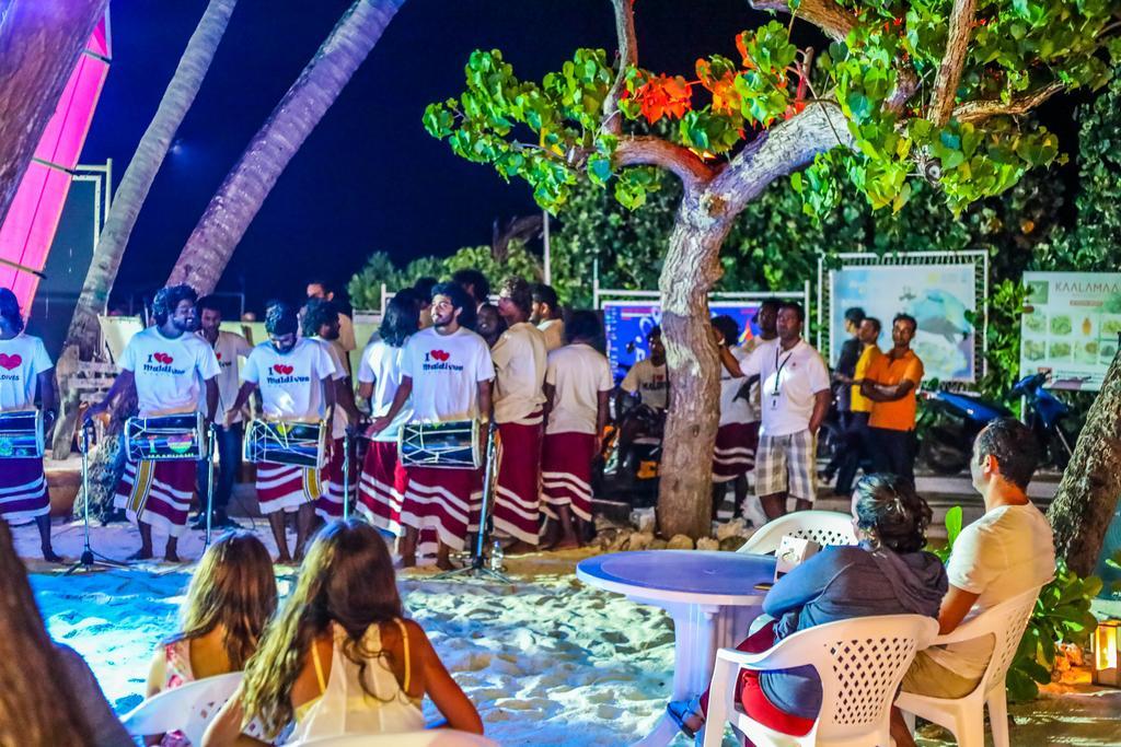 Salt Beach Hotel Maafushi Ngoại thất bức ảnh