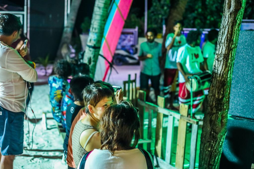 Salt Beach Hotel Maafushi Ngoại thất bức ảnh