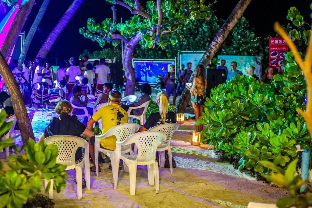 Salt Beach Hotel Maafushi Ngoại thất bức ảnh