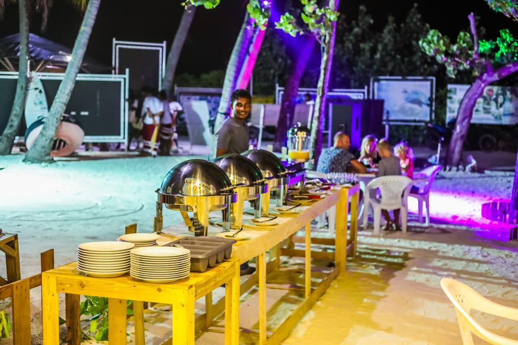 Salt Beach Hotel Maafushi Ngoại thất bức ảnh