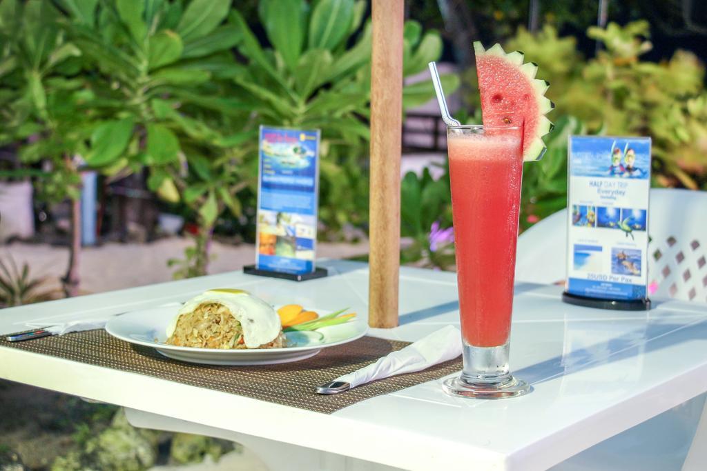 Salt Beach Hotel Maafushi Ngoại thất bức ảnh