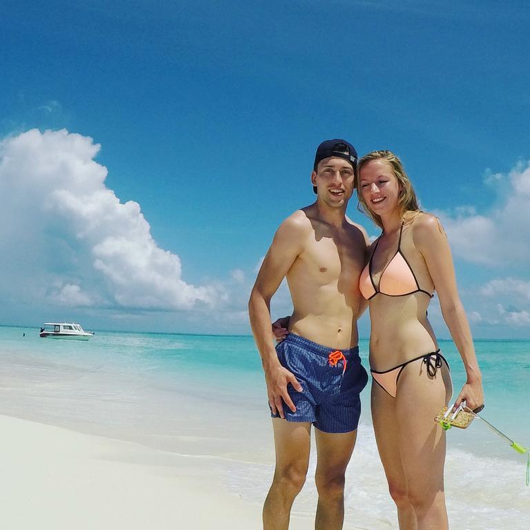 Salt Beach Hotel Maafushi Ngoại thất bức ảnh