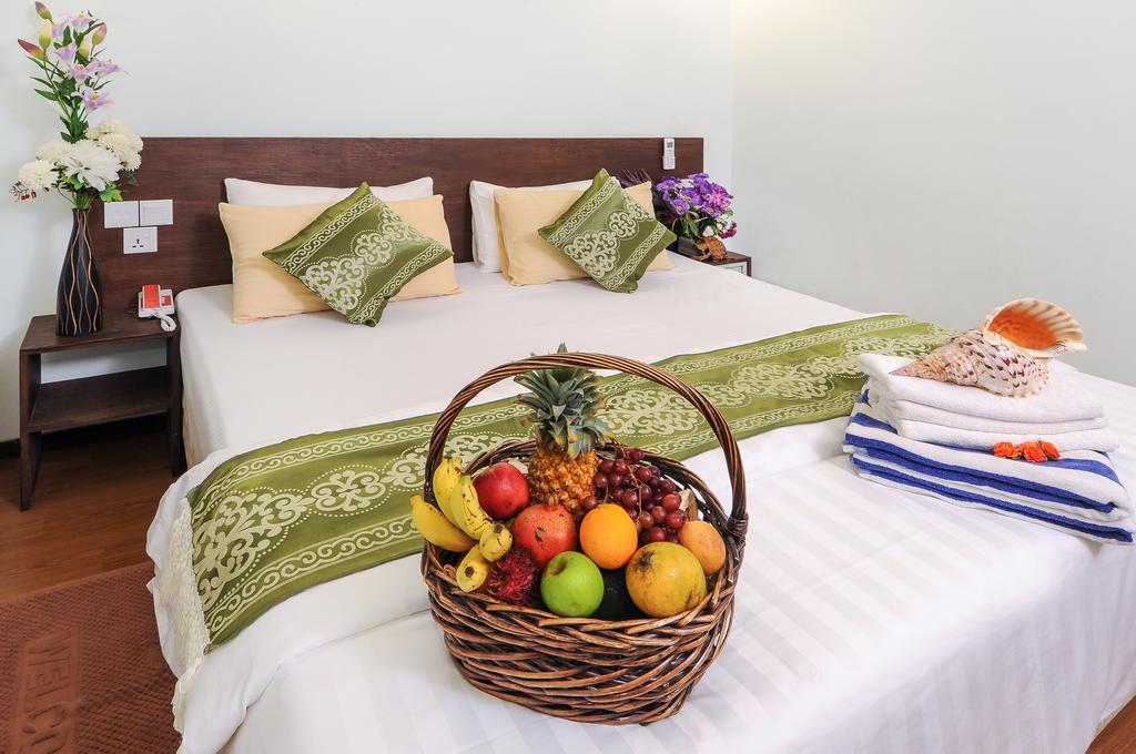 Salt Beach Hotel Maafushi Phòng bức ảnh