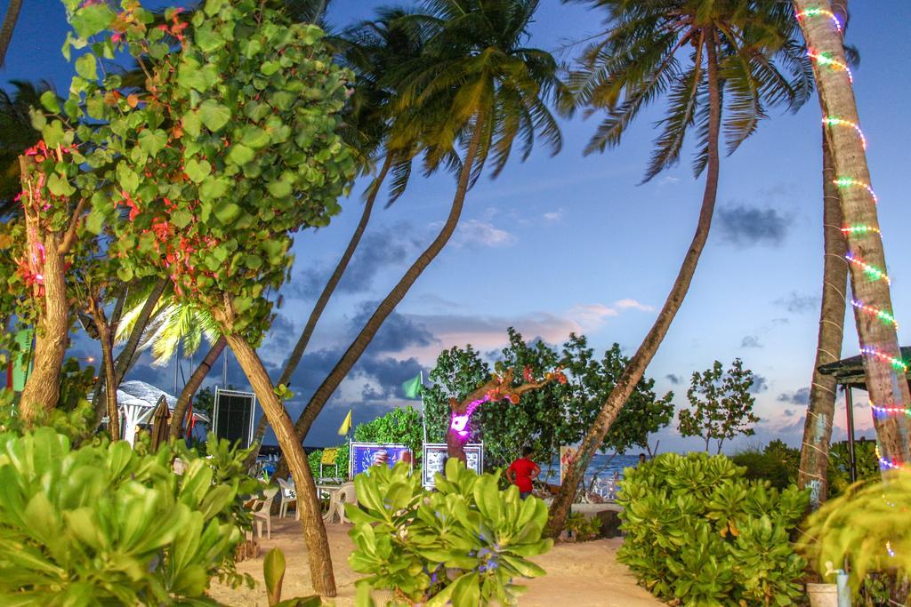 Salt Beach Hotel Maafushi Ngoại thất bức ảnh