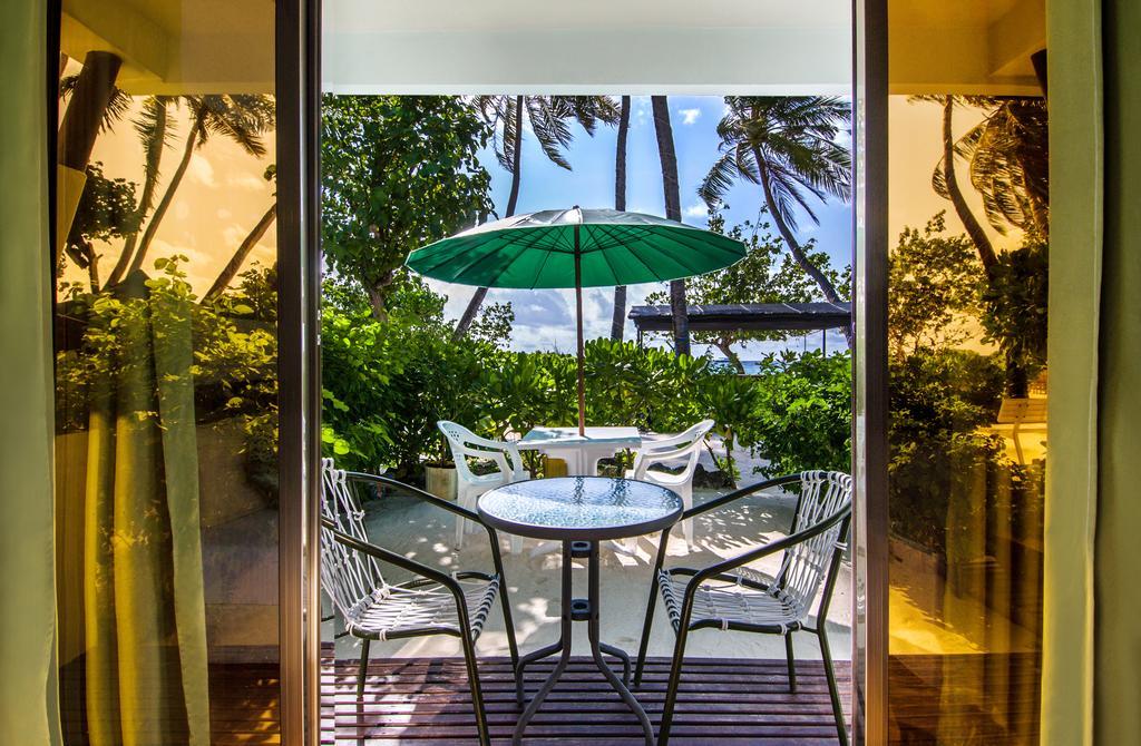 Salt Beach Hotel Maafushi Ngoại thất bức ảnh