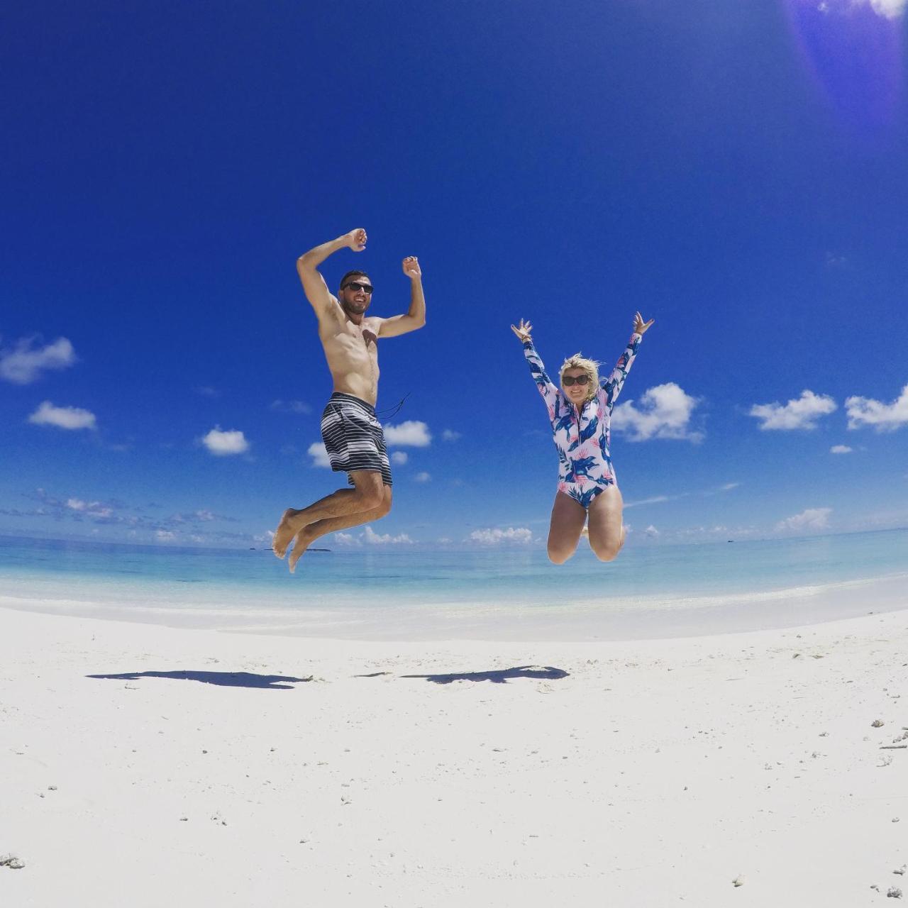 Salt Beach Hotel Maafushi Ngoại thất bức ảnh